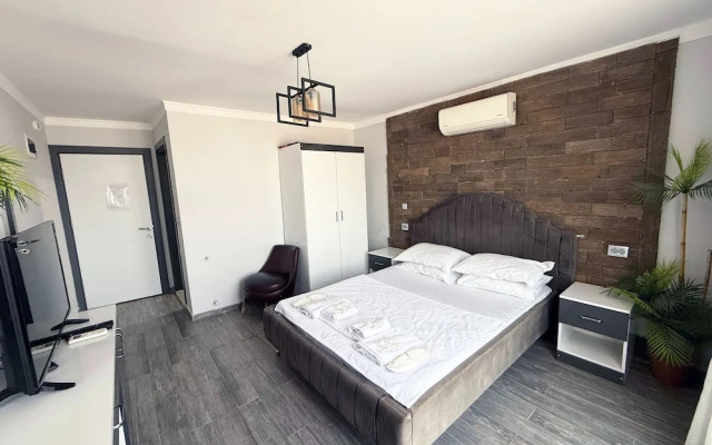 Stone House Foca Butik Otel