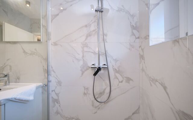 LaMer Luxury Suite by Litto