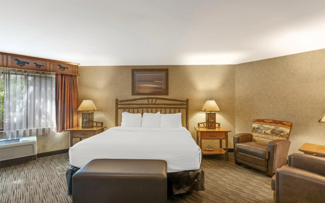 Best Western Plus Kelly Inn & Suites