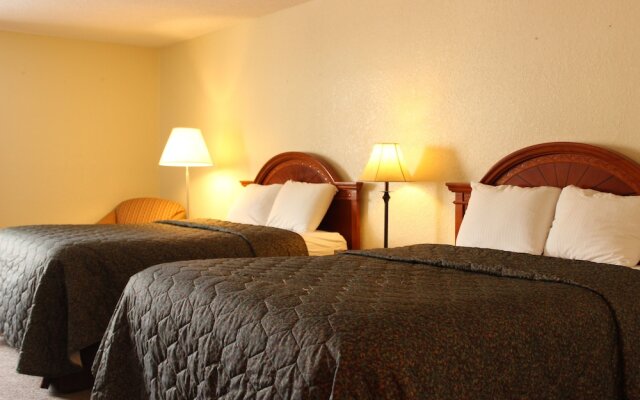 Shawano Four Seasons Hotel