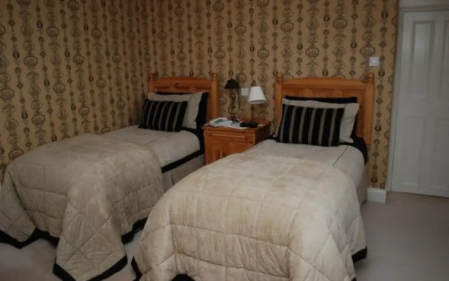 Shores Country House Bed & Breakfast