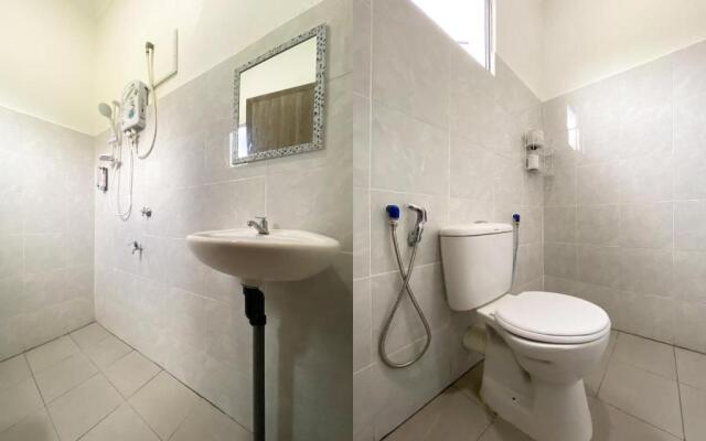 OYO 90230 Dh Residence