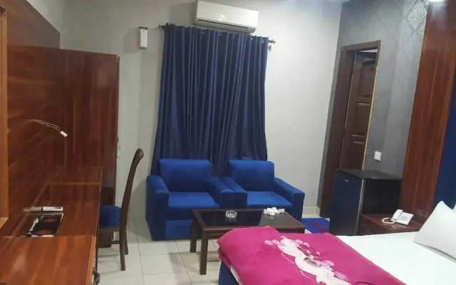 Hotel Comfort Inn Karachi