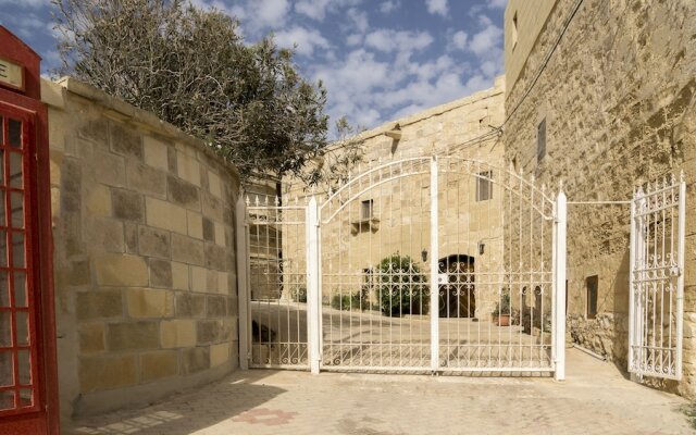 Gozo Houses of Character