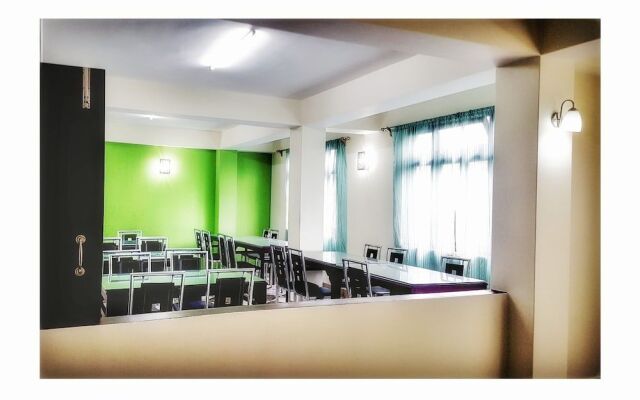 Capital O 6890 Dilchen Residency