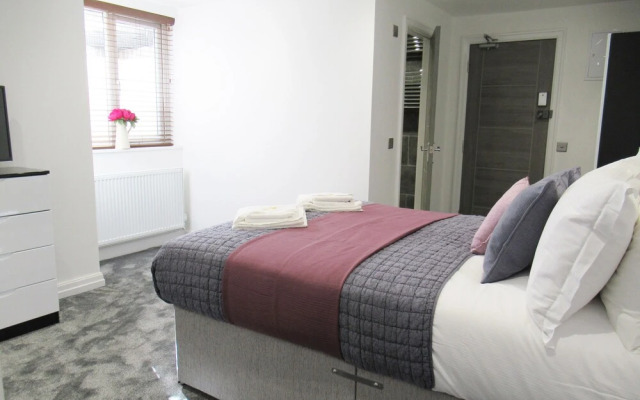 White House Aparthotel