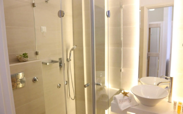 Hotel Benois