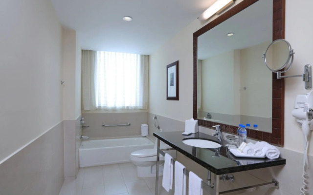 Courtyard by Marriott Panama Multiplaza Mall