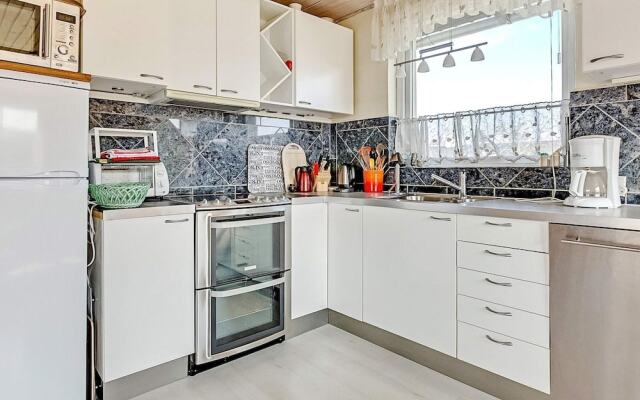 6 Person Holiday Home in Hadsund