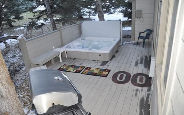 Payday 163 3 Bedroom Condo