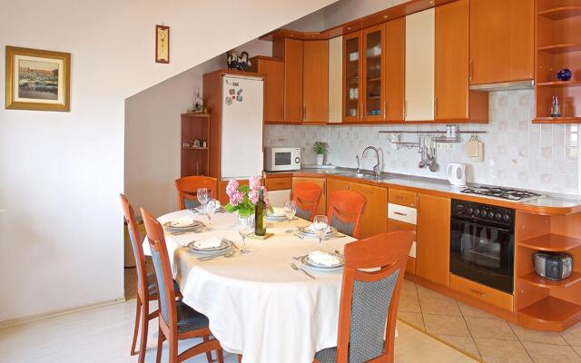 Vibo - Parking and Barbecue - A1 Vinka 1