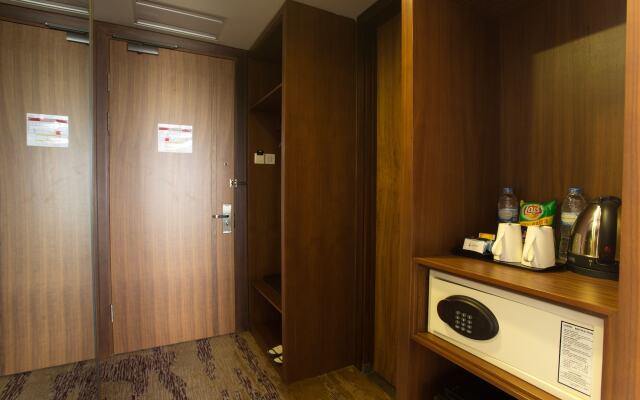 I Hotel Baloi Batam