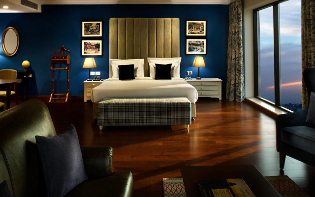 The Waverly Hotel & Residences