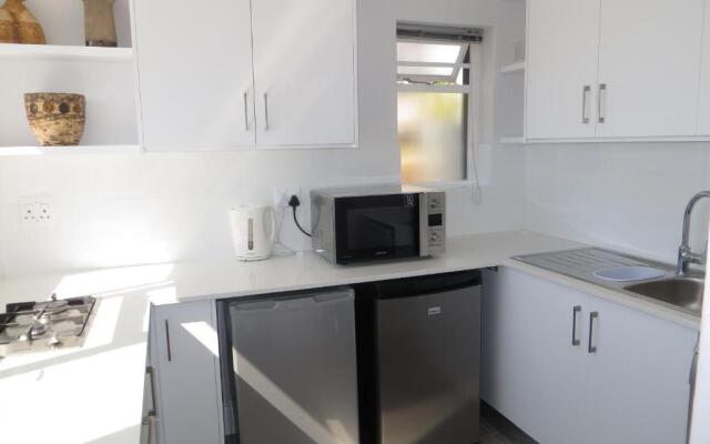Camps Bay Studio Guesthouse - Studio