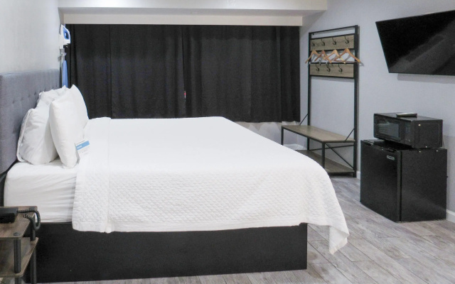 Capri Suites Anaheim