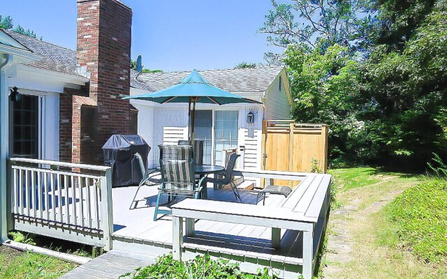 16 Riverview Drive - Three Bedroom Home