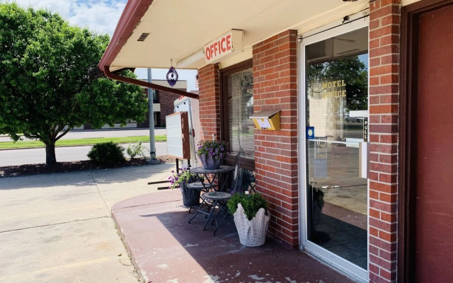 Blue Spruce Motel