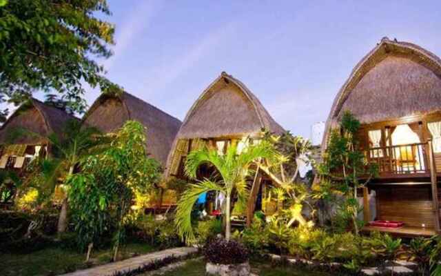 Lotus Garden Huts