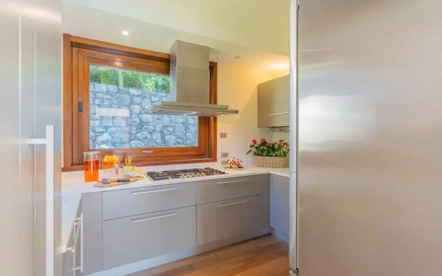 Villa Infinity in Como
