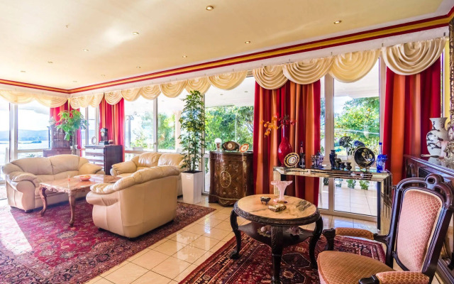 Villa Antonio