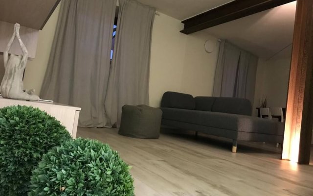 Bright Newly Renovated Apartment Cir Vda Saint-pierre 0014