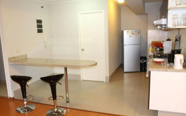 Suites Miraflores Jose Gabriel Chariarse