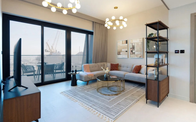 Spacious 2BR Canal View - Heart of B Bay