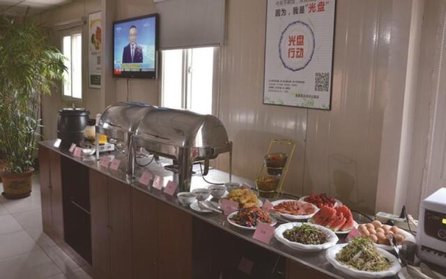 Shell Baoding Dongfeng Middle Road Kailian Hotel