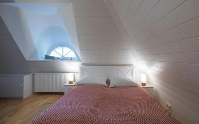 Charming thatched house in Lehe