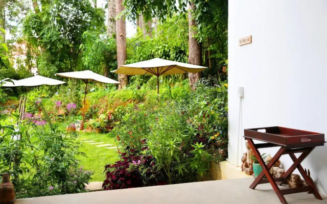 Stop and Go Boutique Hotel Since 1982