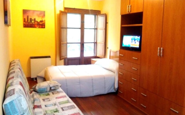 Studio in Salamanca, With Wonderful City View, Balcony and Wifi