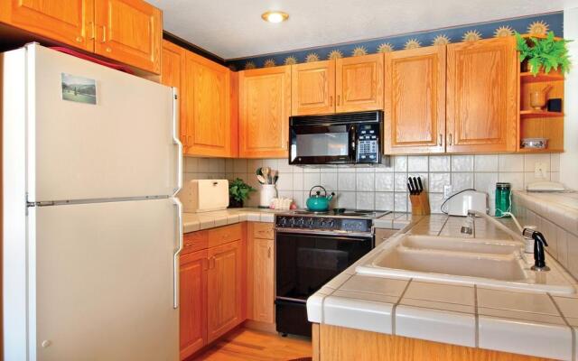 All Seasons Condominiums by All Seasons Resort Lodging