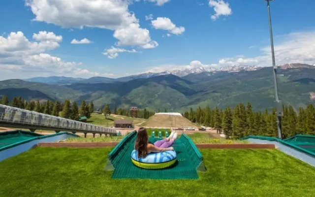 Vail Village Center Place 3 Bedroom Condo
