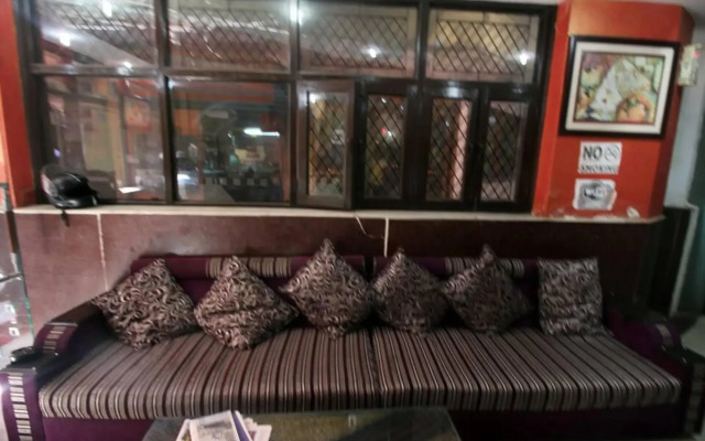 Hotel Double R