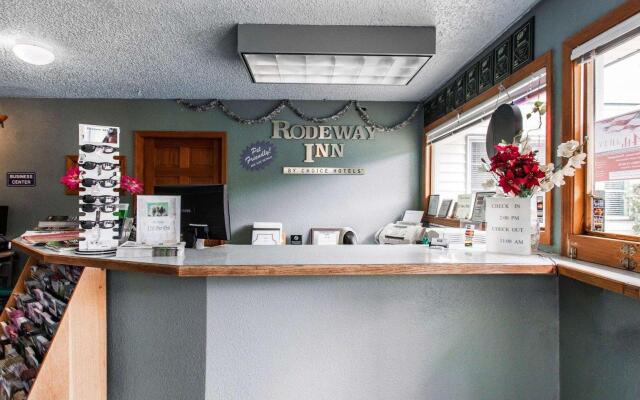 Capital O Stevenson Inn Riverside