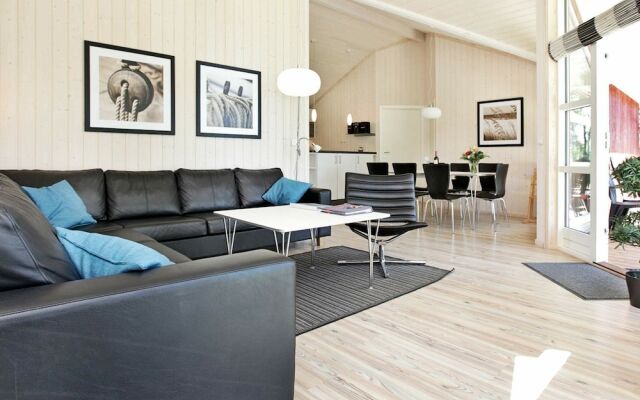 5 Star Holiday Home in Großenbrode