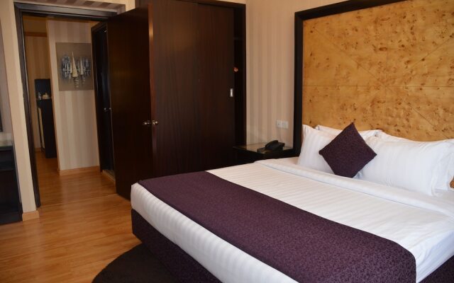 Golden New Continental Hotel