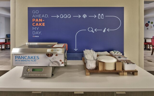 Holiday Inn Express & Suites Albuquerque Historic Old Town by IHG