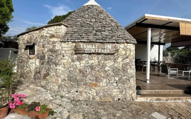 -trulli In The Contrada-
