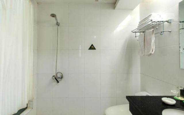 Zhushan Hotel