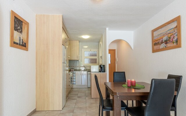 Modern Apartment in Empuriabrava With Beach Nearby