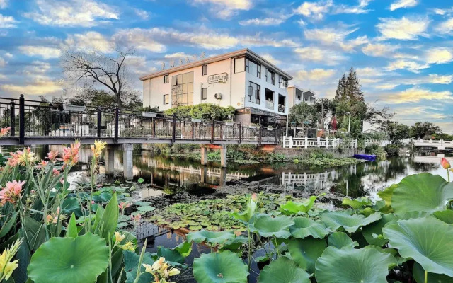 Xiangyun Qinzi hotel