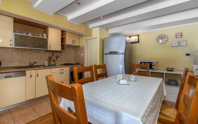 Stunning Apartment in Crikvenica With 2 Bedrooms and Wifi