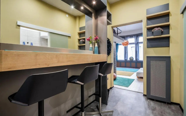 Luxury Pilvax Studio