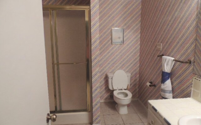 Sherman House - Two Bedroom Home