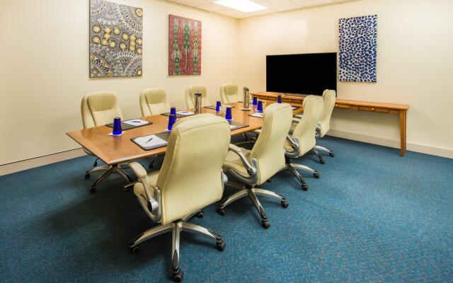 Crowne Plaza Alice Springs Lasseters by IHG