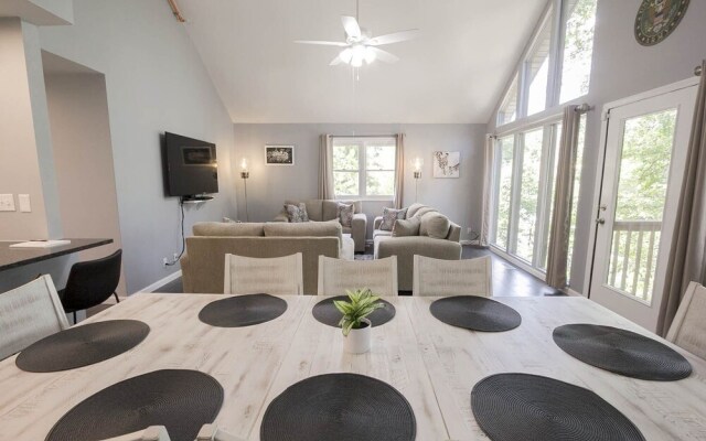 Eagles Roost 6 Bedroom Duplex