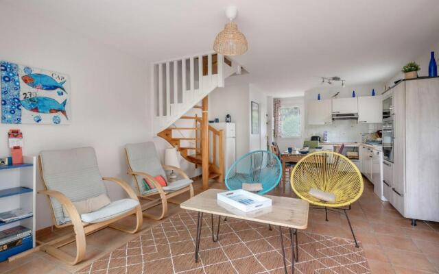 Maison familiale avec un grand jardin a Arzon