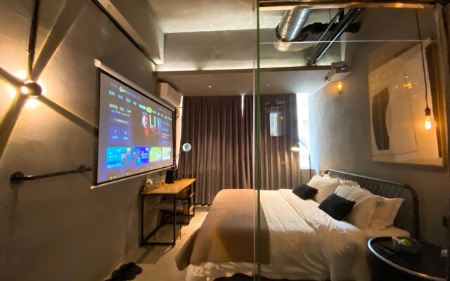 Black Gold Factory Boutique Design Hotel