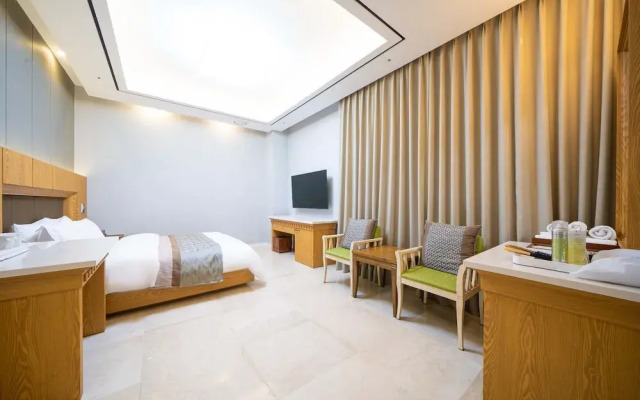 Hotel Core